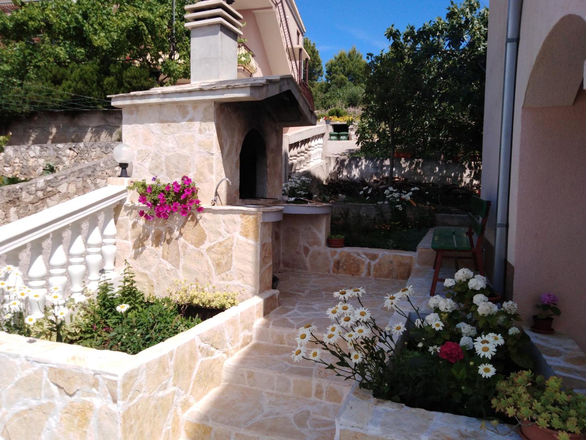 Apartments Gracia & Toni Trogir Exterior foto